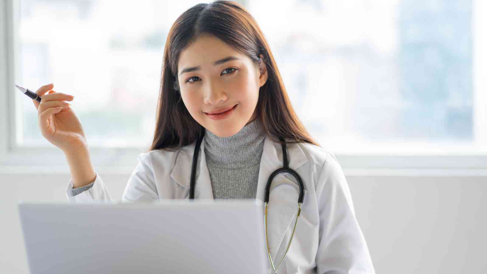 dr. Mariana Juanda